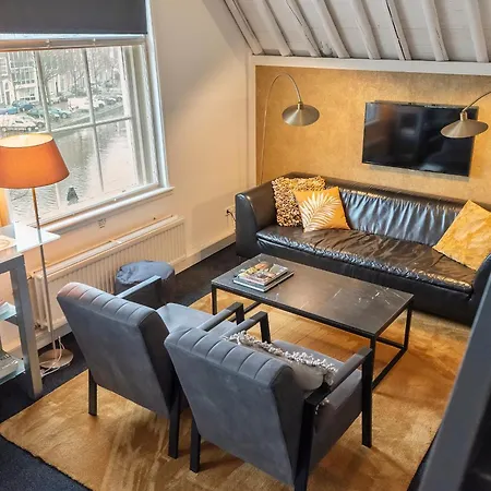 Spaarne Luxury アパート